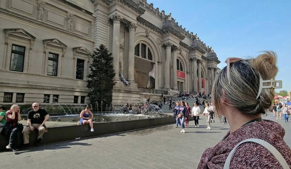 03.13 | do women have to be naked to get into the met?