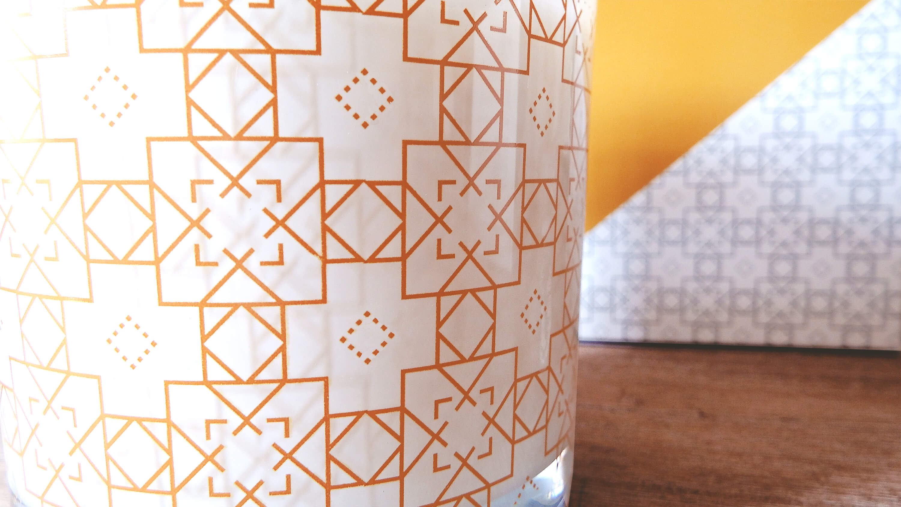 Golden Pommeraie Candle