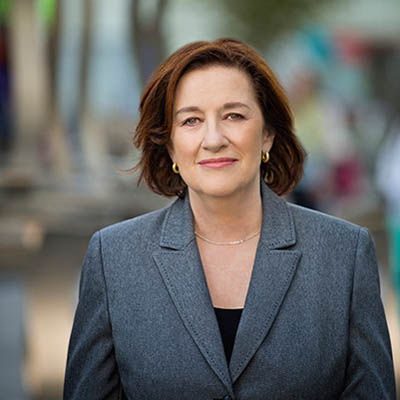 Julie Anixter