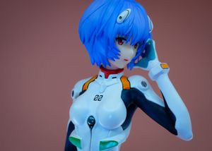 Rei Side Profile