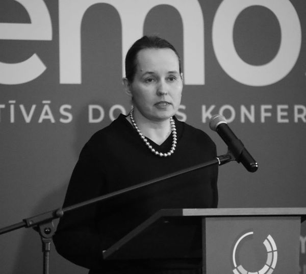 SEPL padomes locekles uzruna Demos dalībniekiem