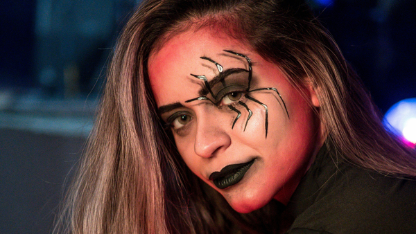 Vem aí o Halloween, disfarça-te a rigor!