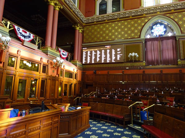 State Legislative Roundup: Fairfield lawmakers advance bills on vaccines, schools and local cleanup as session nears end