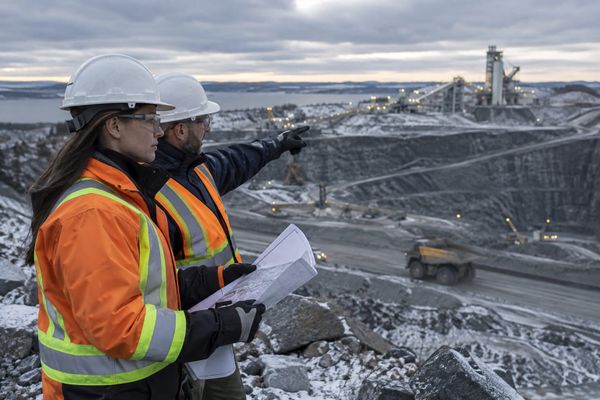 Cena editorial em Canadá sobre fundo canadense anuncia compromisso de cerca de c$ 140 milhões