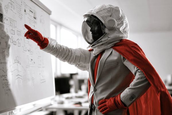 The nine-step ISO 31000 risk management process explained
