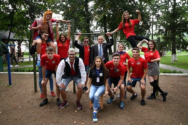 На базі Дзвінківського ННВЦ завершився VI студентський фестиваль "Аграрна республіка 2018