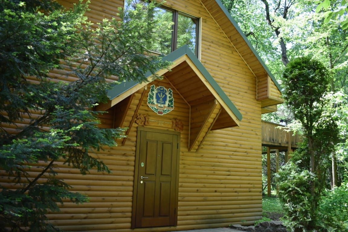 Лісівничо-просвітницький центр