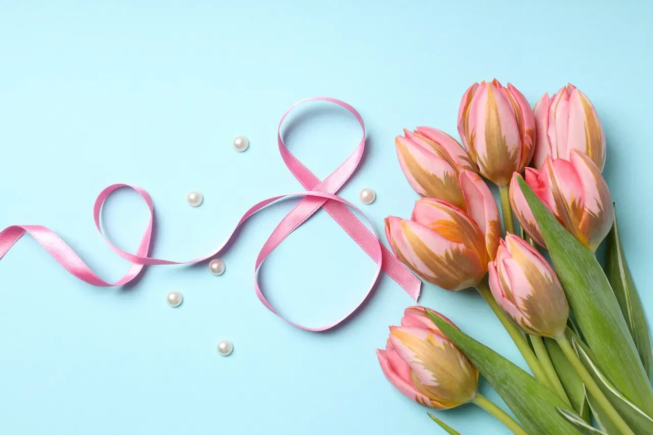 Вітання з 8 Березня!