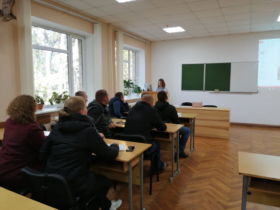 Ознайомча біотехнологічна лекція для слухачів «Укрцентркадриліс»