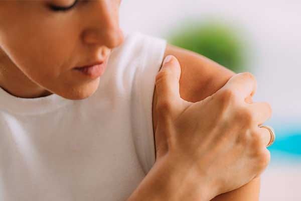 Hope for frozen shoulder treatment: new trial