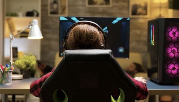 Junk food ads are thriving in games, exposing a gap in Australia’s laws