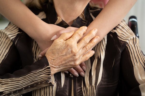 Study finds dementia risk factors could depend on which country you live in