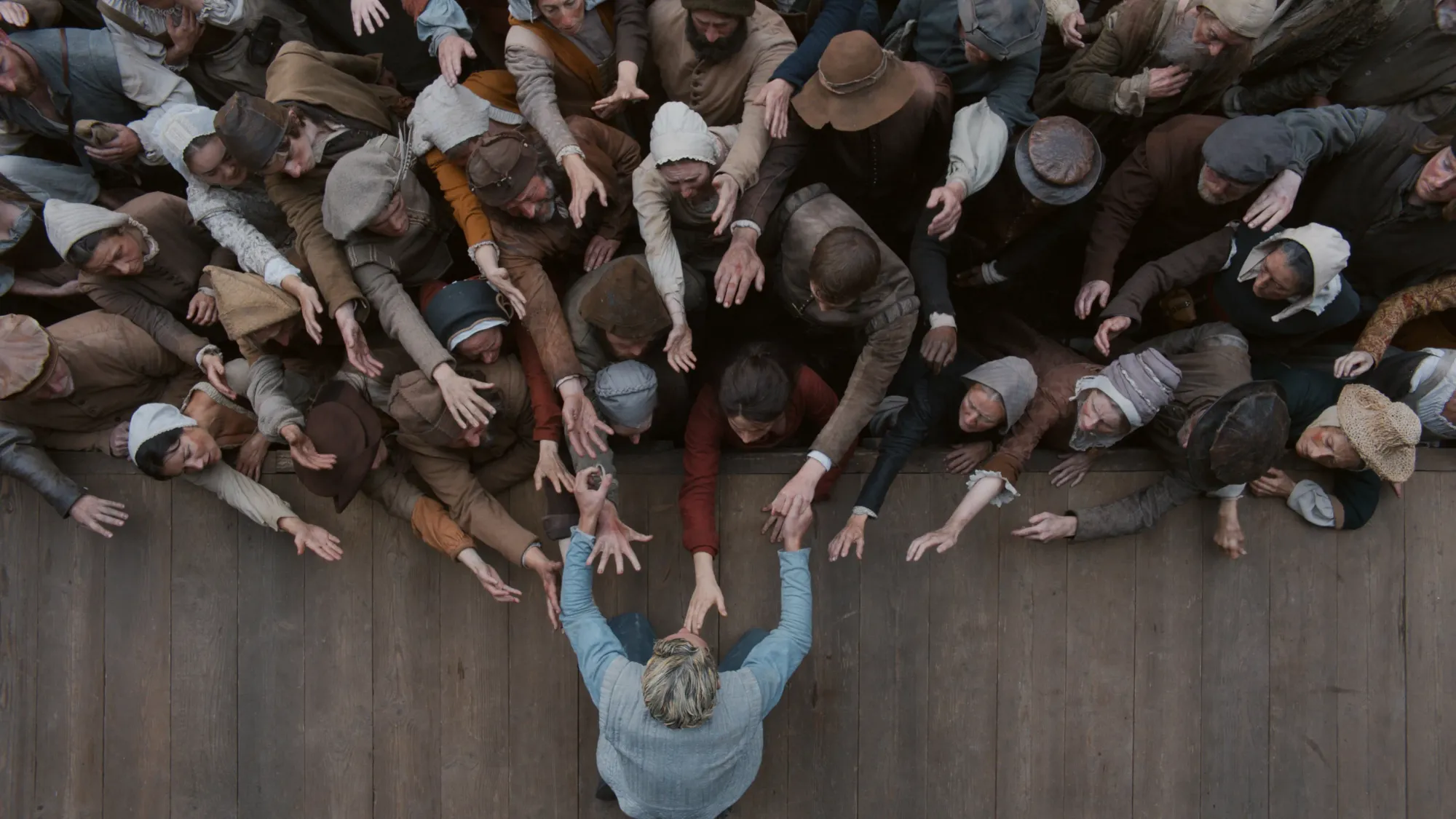 Jessie Buckley, Noah Jupe, et al in 'Hamnet'