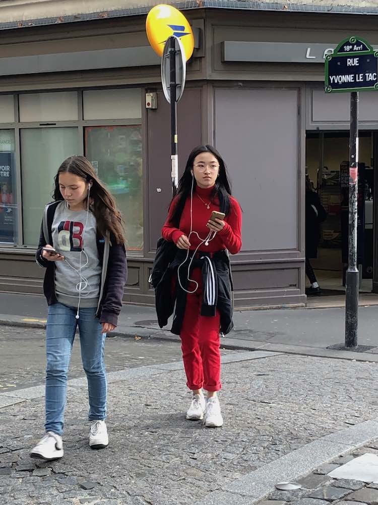 school-girls-montmartre