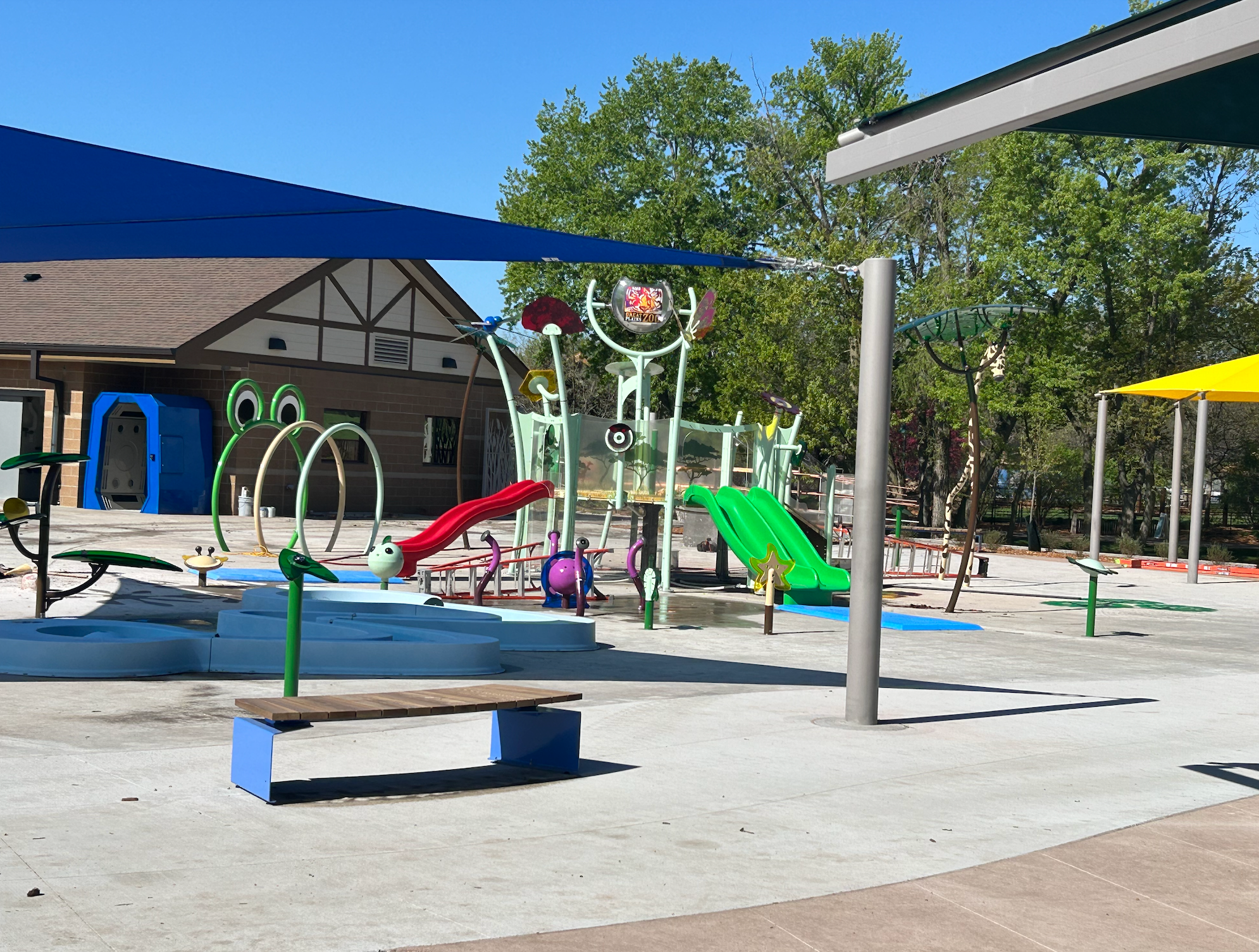 Get a look at the zoo's new splash pad