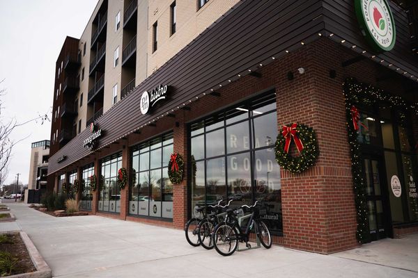 Super Simplified: Baby names, organic groceries