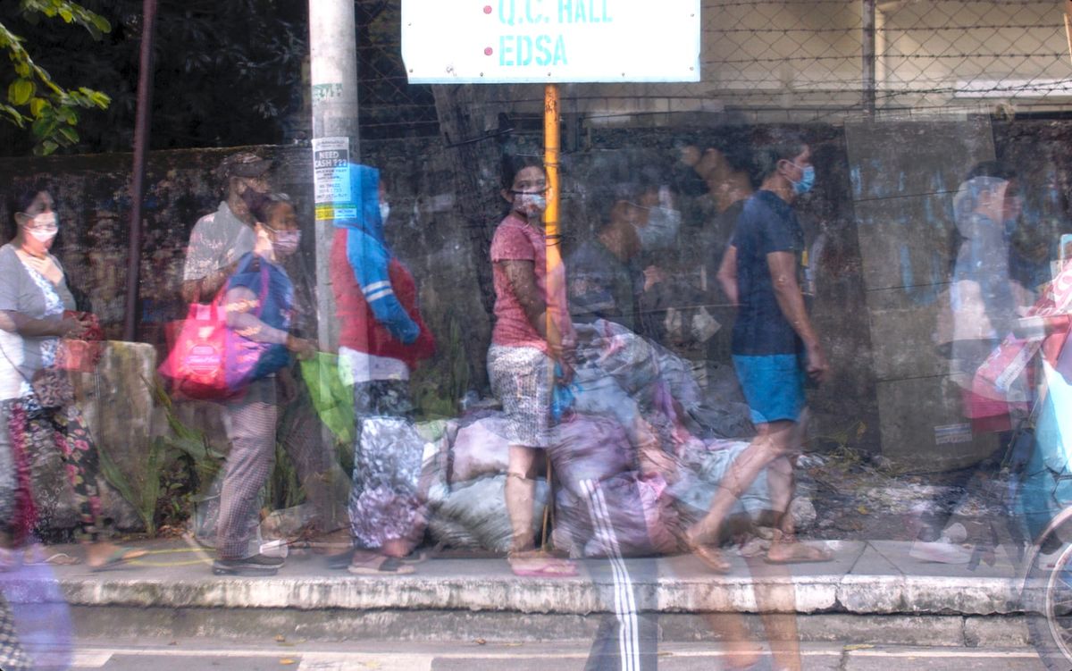 Pila (Lines)