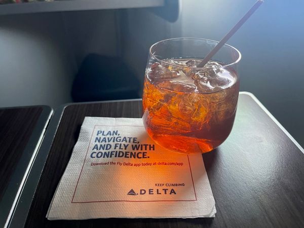 Petty Things Flight Attendants Will Never Admit to (But I Will)