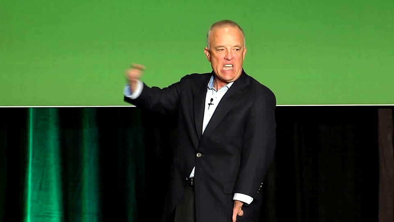 Consistency Is More Important Than Perfection, Says Speaker Citing Lessons From Tennis 🇺🇸