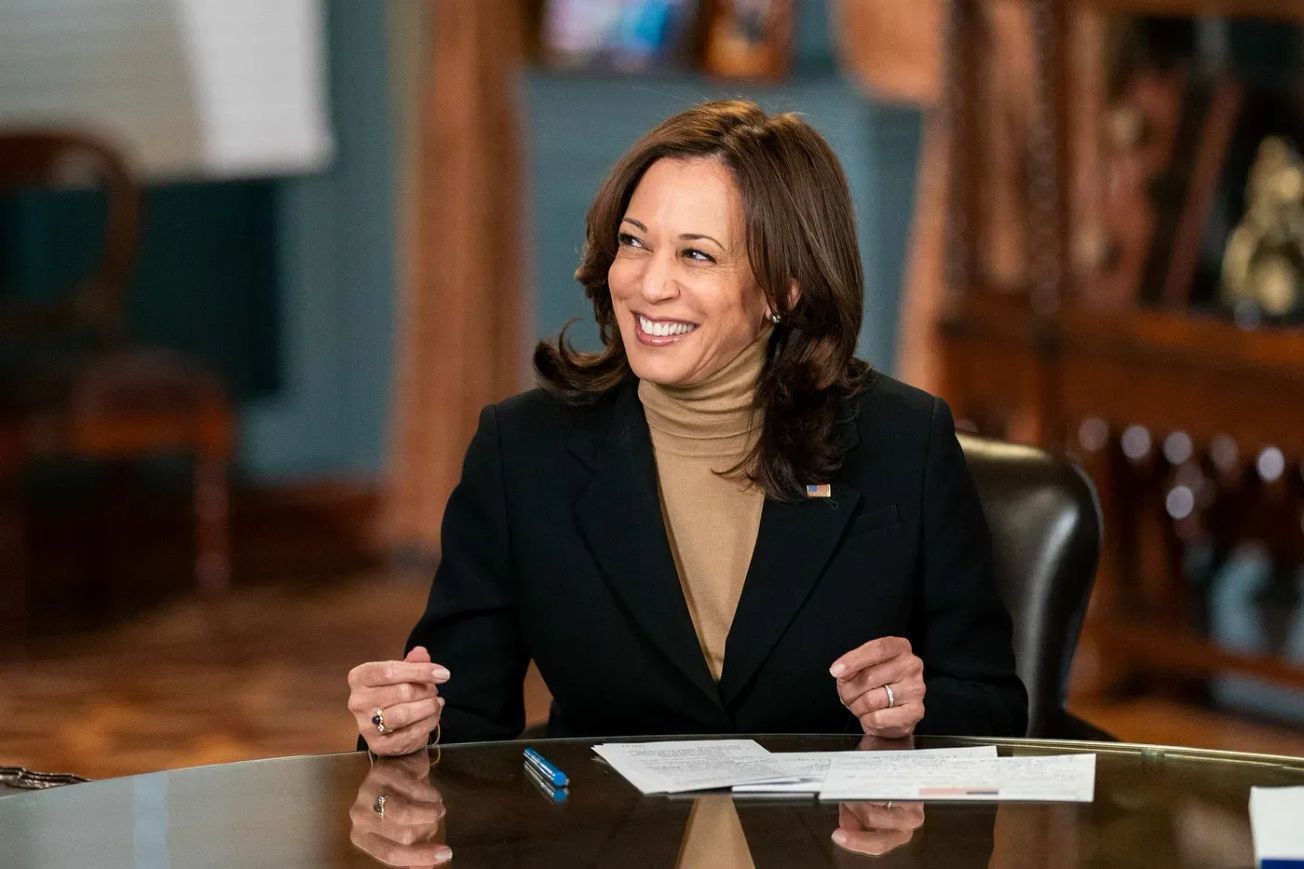 Kamala Harris Pledges Crypto Regulatory Framework to Help Black Men Invest
