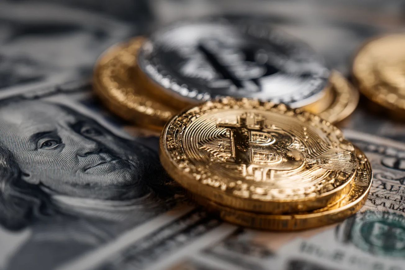 Bitcoin vs. Dollar Debate Deepens on Record Global Money Supply