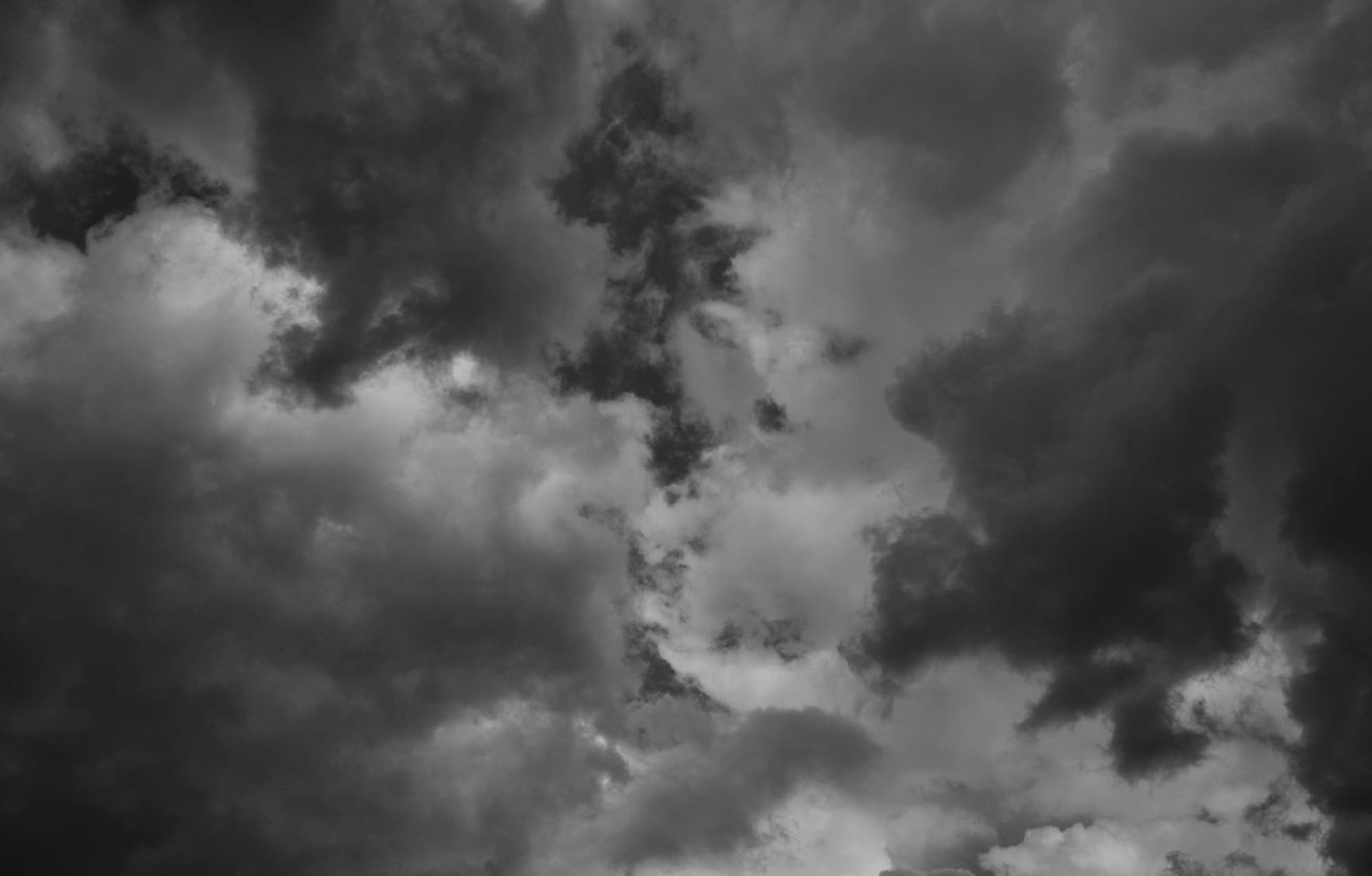 Crypto Markets Slide Into "Fear" Territory as Tech Selloff Spreads to Digital Assets