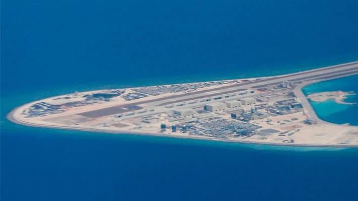 China transformou ilhas artificiais em bases militares - CNN Portugal