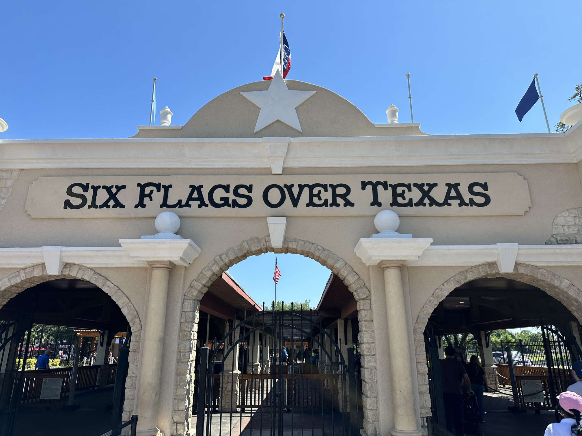 sixflags1.png