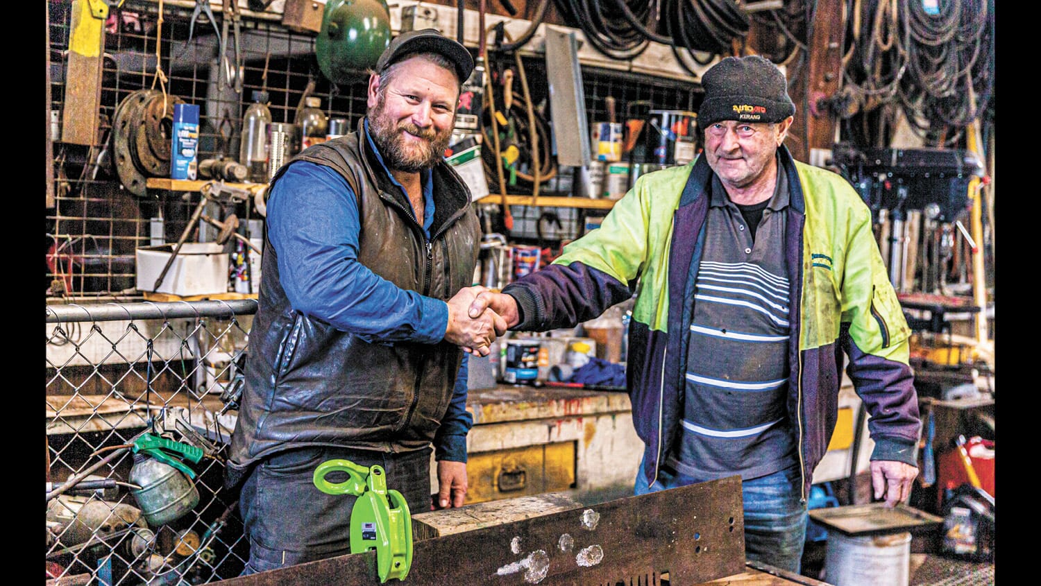 Farmor gives Border Flywheelers Club a ‘lift’