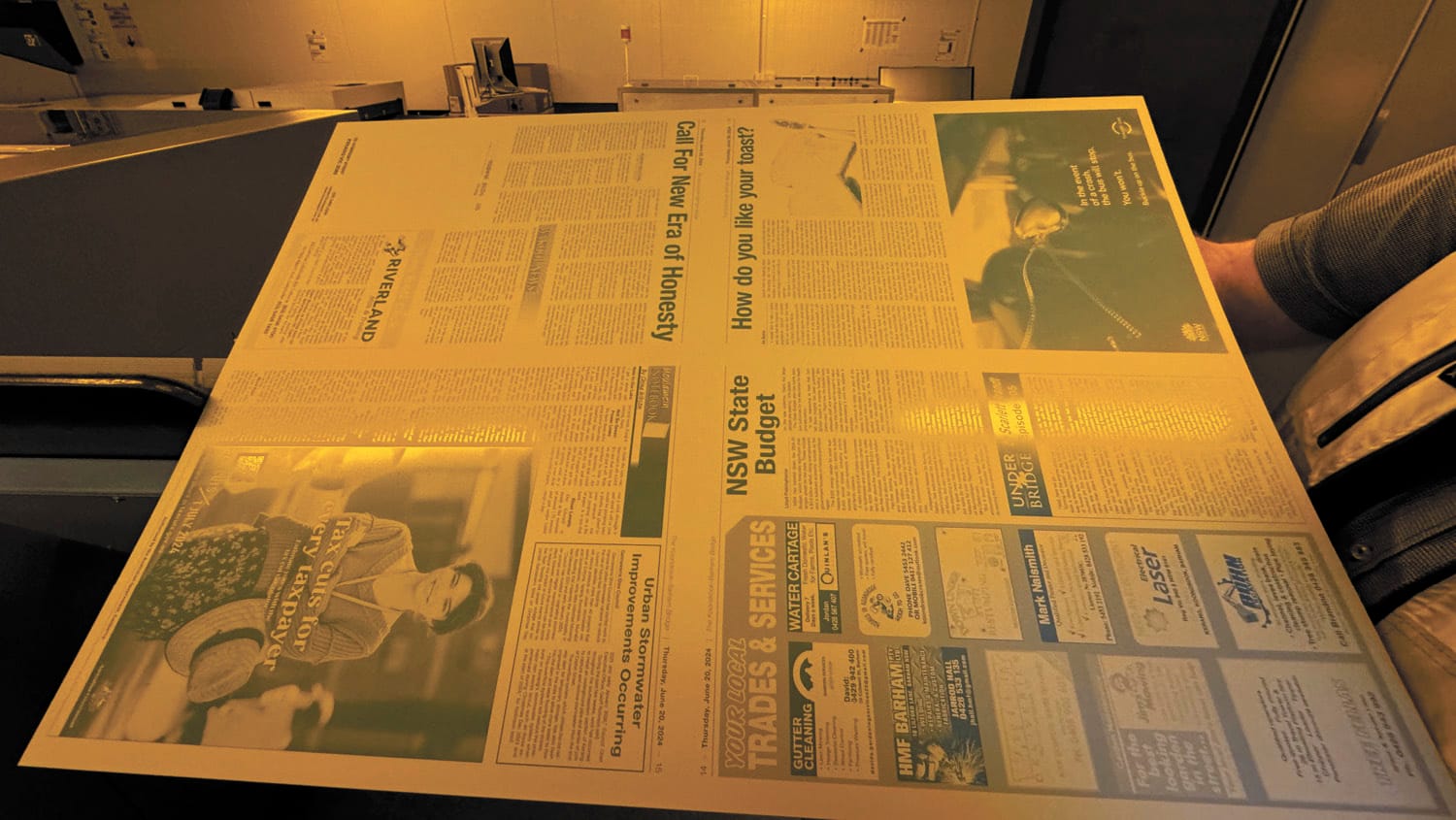 Whizzing and Whirling, Papers are Furling!