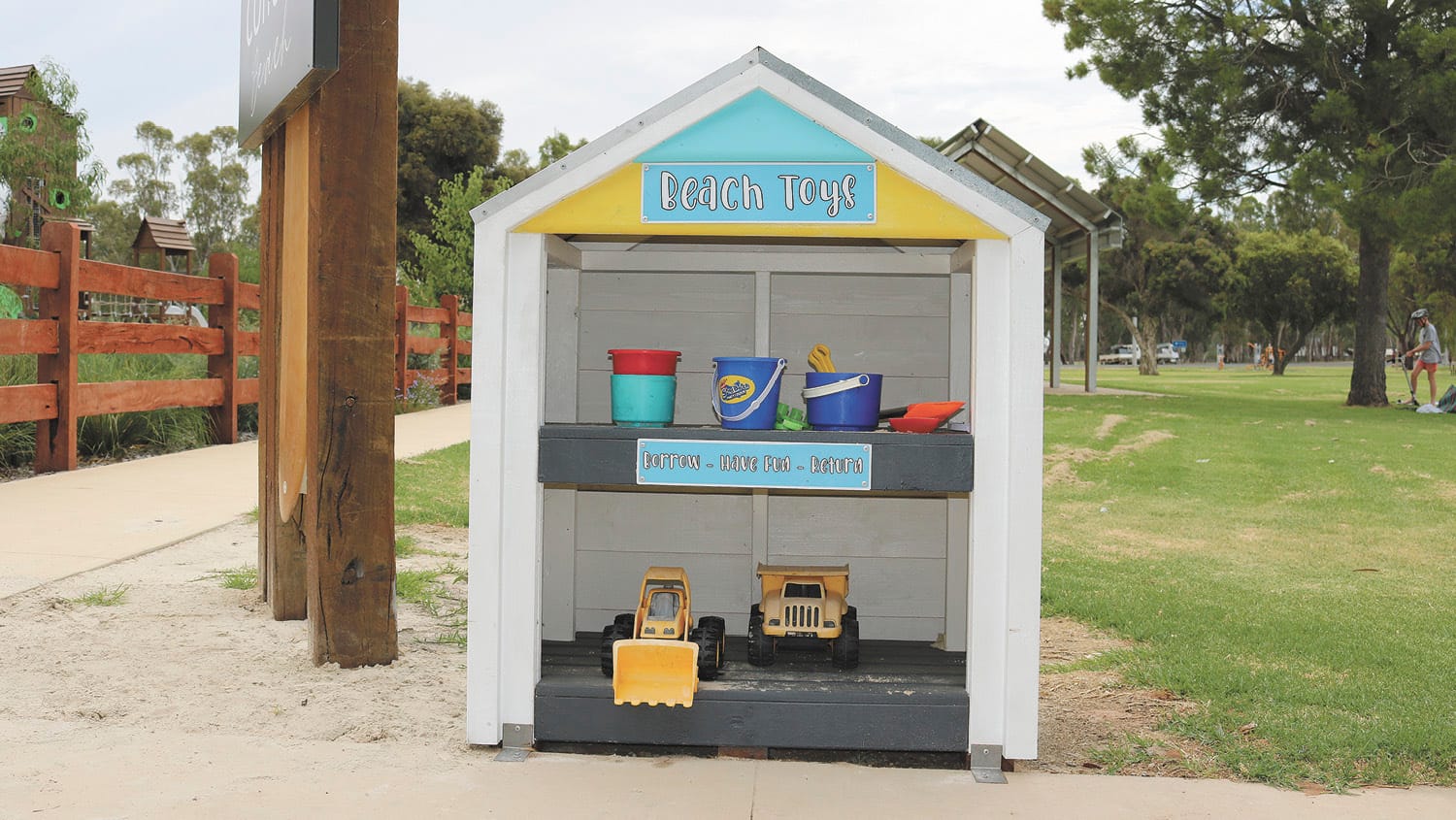 Beach Toy Library