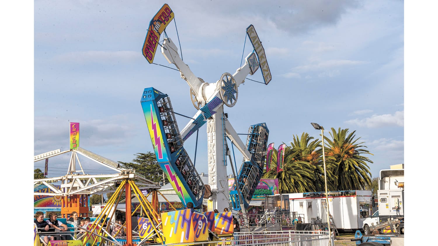 Crowds gather at the Kerang Show