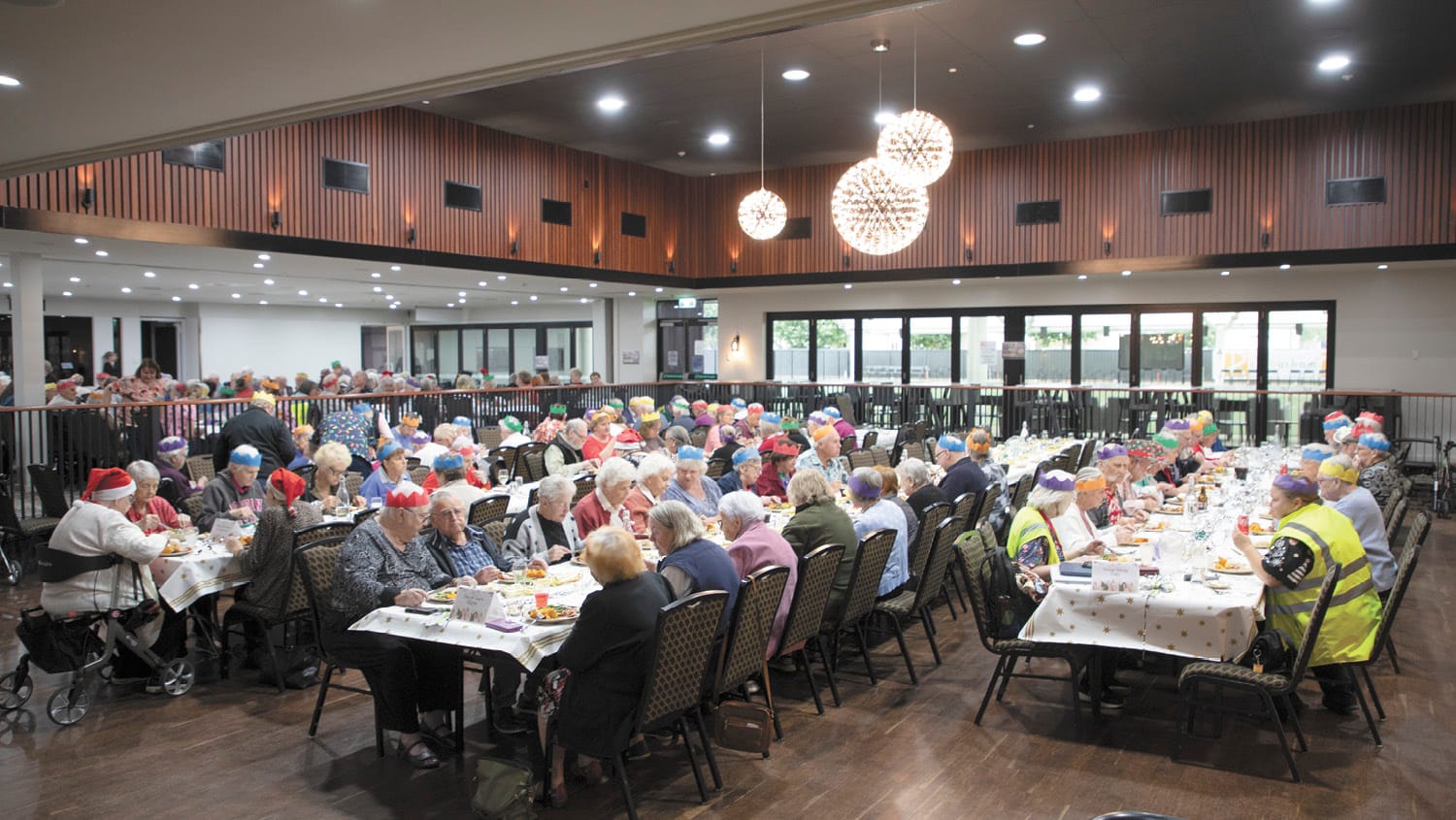 cluBarham Shares the Christmas Cheer