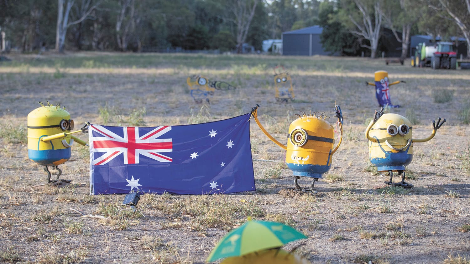 Scrap-metal Minions stop traffic