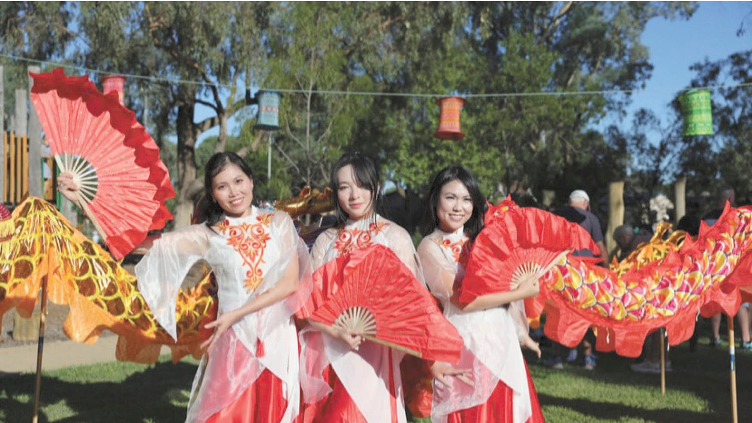 Colour, Flair with the Luna Touch