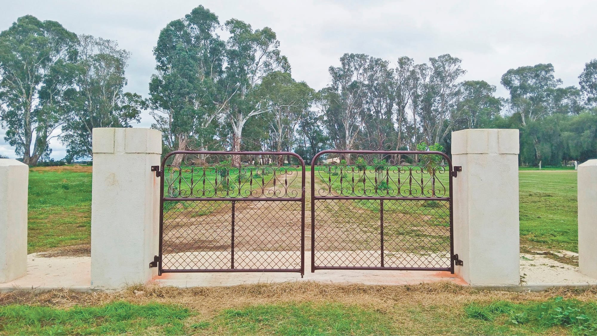 Gates Donation Highlights Cemetery Volunteers