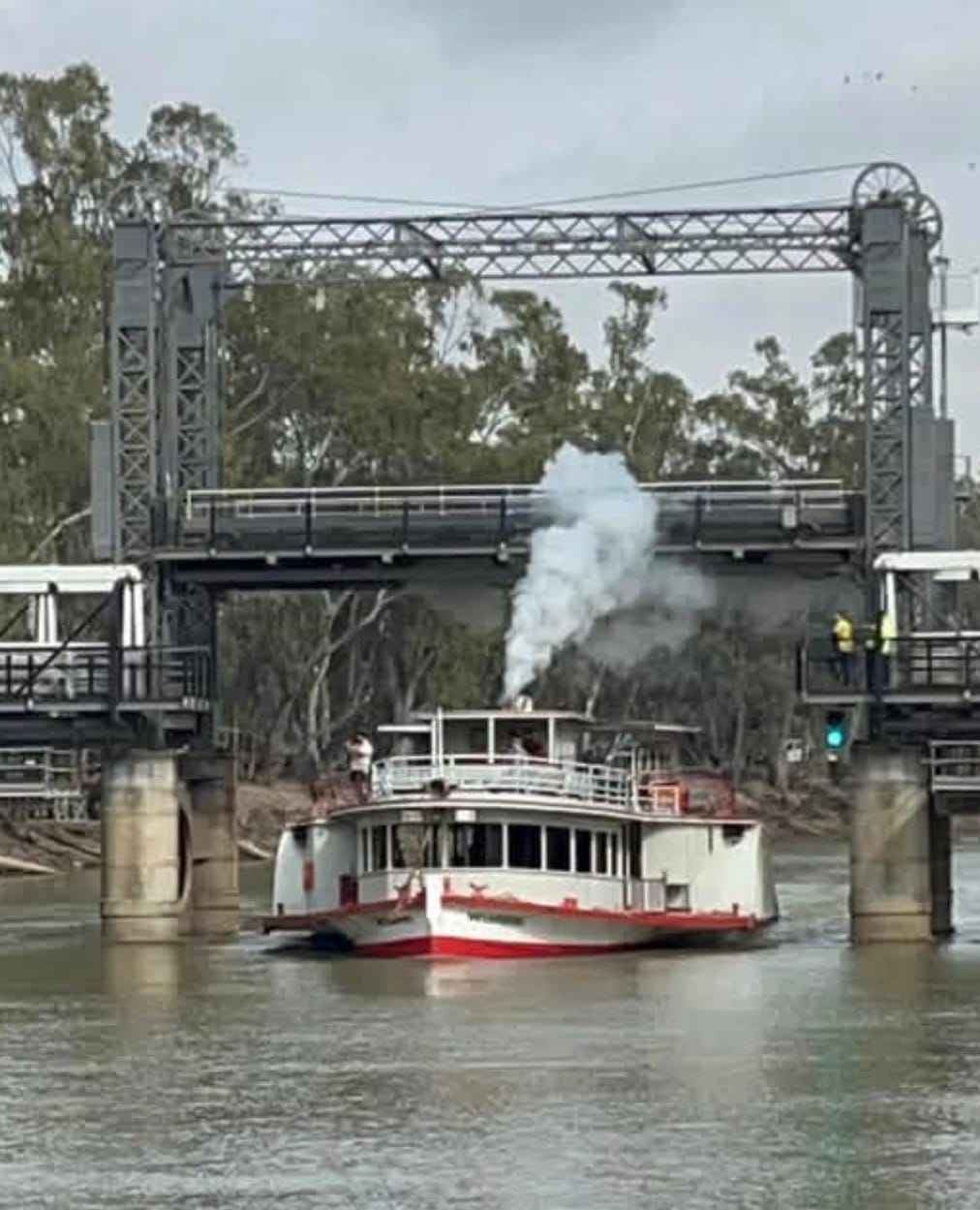 PS Melbourne returns to Koondrook-Barham