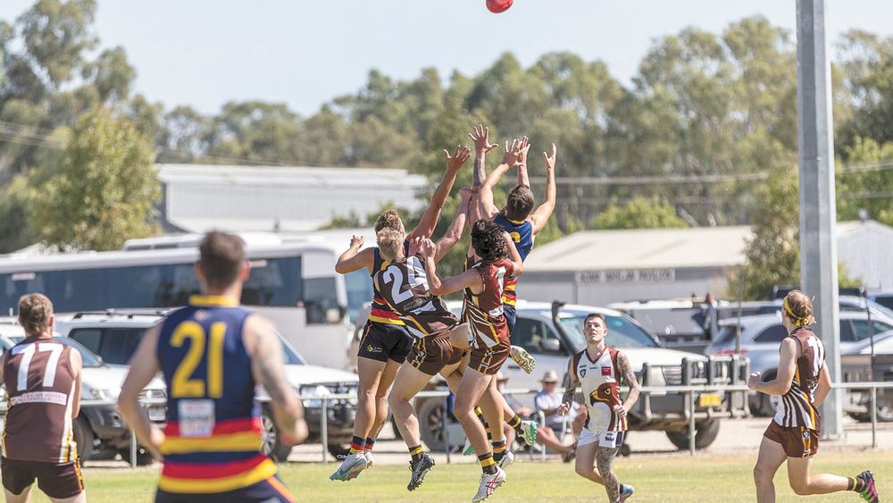 Saturday Footy Returns post image