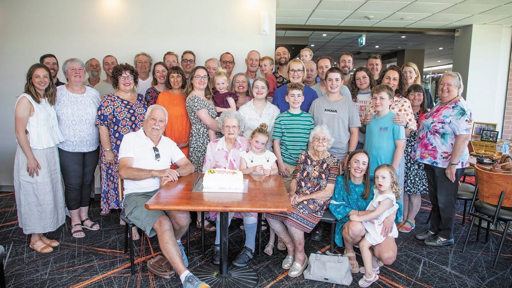 99 for Gwen as Family Reunite post image