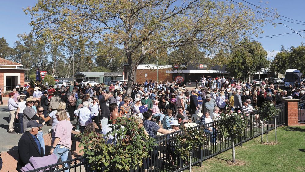 Crowd Numbers up for this years ANZAC Day post image