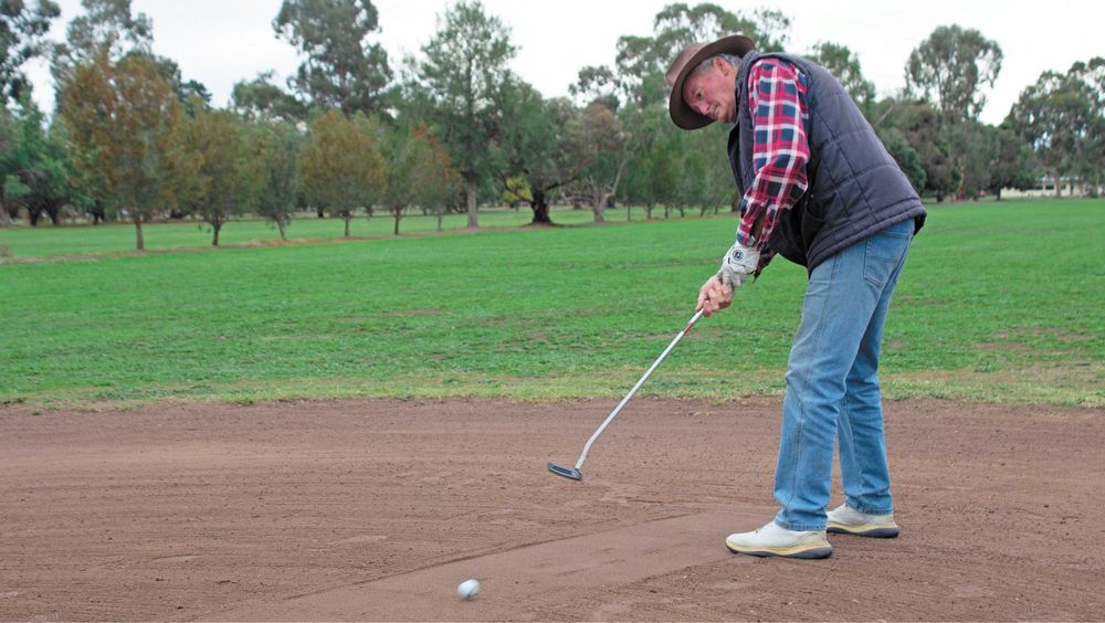 Golfers take on Bluey for Variety Bash Fundraiser post image