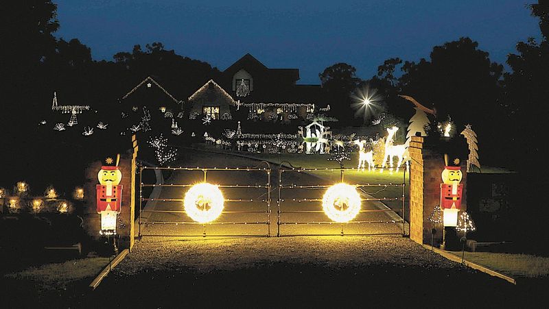 Christmas Lights - your guide for 2023 post image