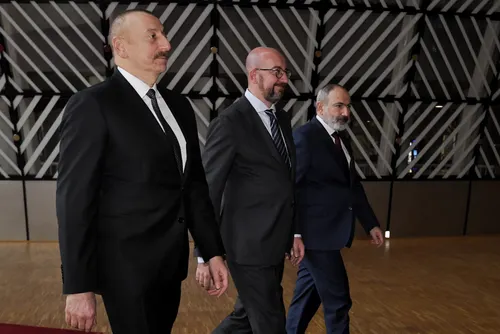 ბრიუსელი სომხეთ-აზერბაიჯანის შერიგებაში აქტიურობს