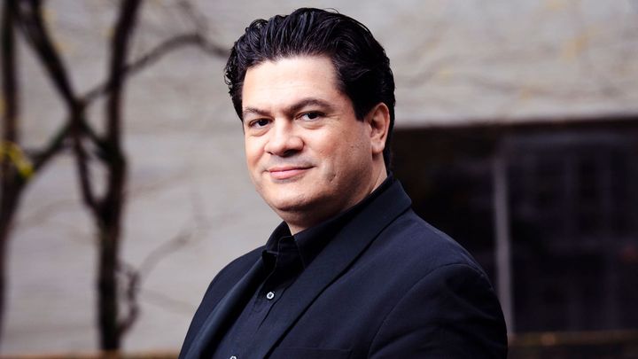 Măcelaru Conducts Dvořák’s New World