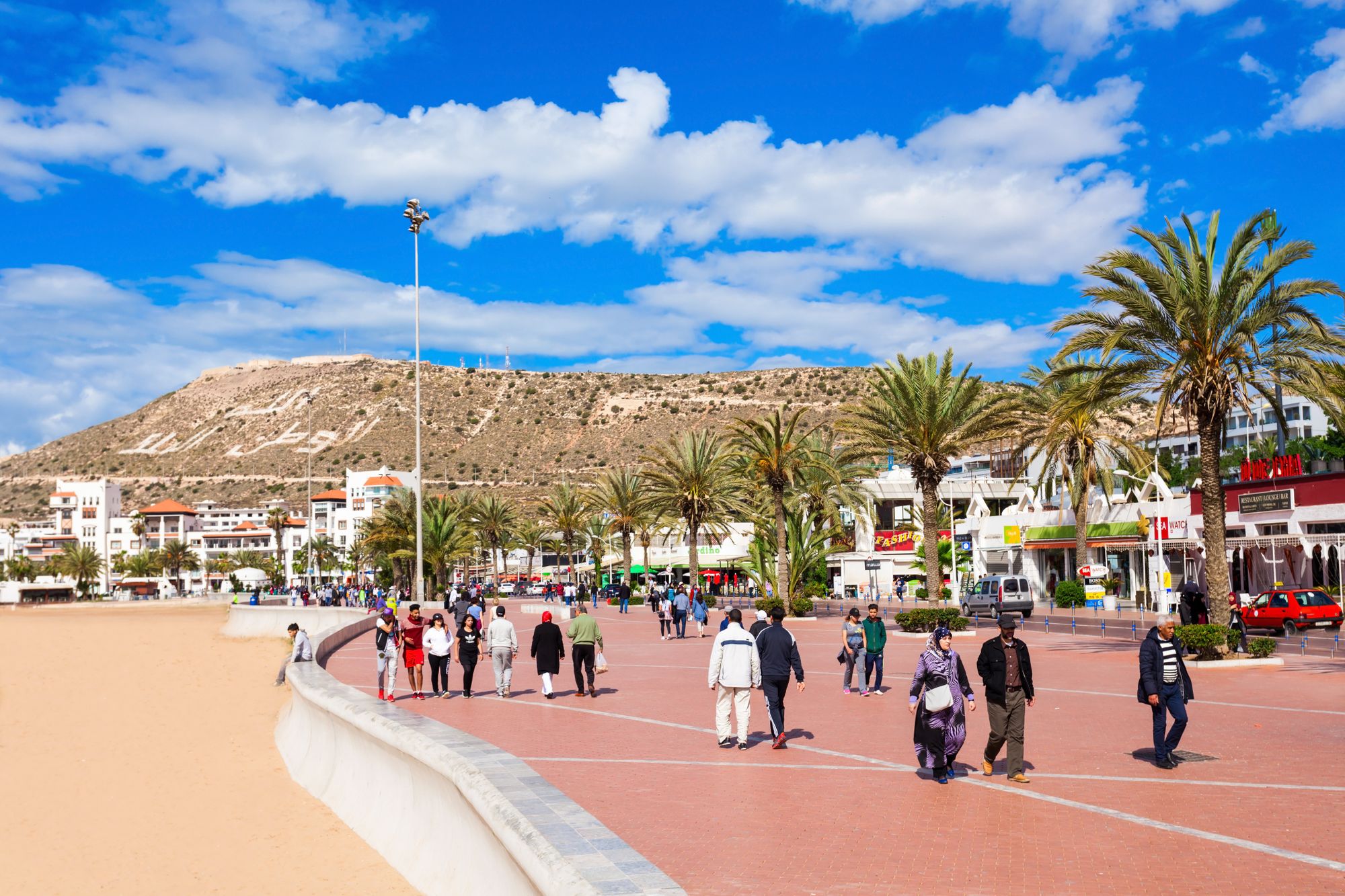 Agadir-Touriste-1-1