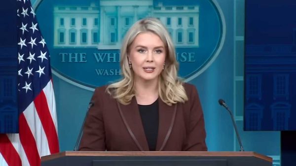 Press Secretary Karoline Leavitt delivers remarks at the White House press podium, addressing reporters about concerns that the October CPI data may not be released.