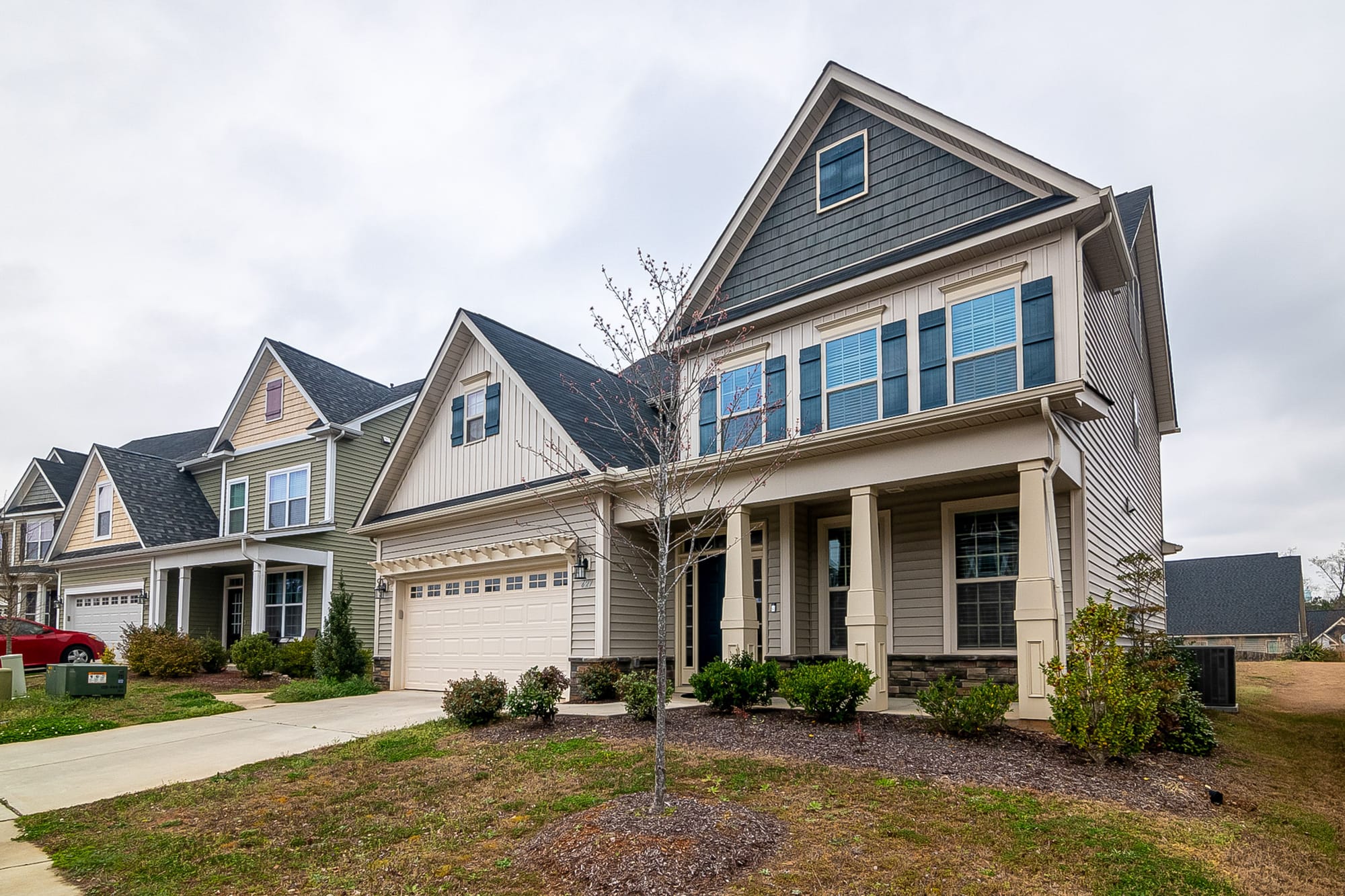 Flip or Rent? Choosing the Right Path for Your Real Estate Investment