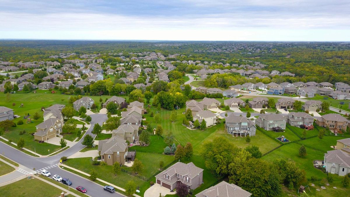 Sell or Rent? How to Decide What to Do with Your Primary Home or Condo