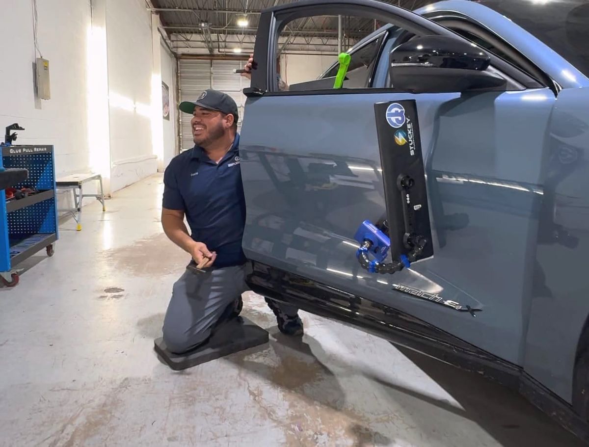 Active Understanding vs. Going Through the Motions: The Key to Mastering Paintless Dent Repair