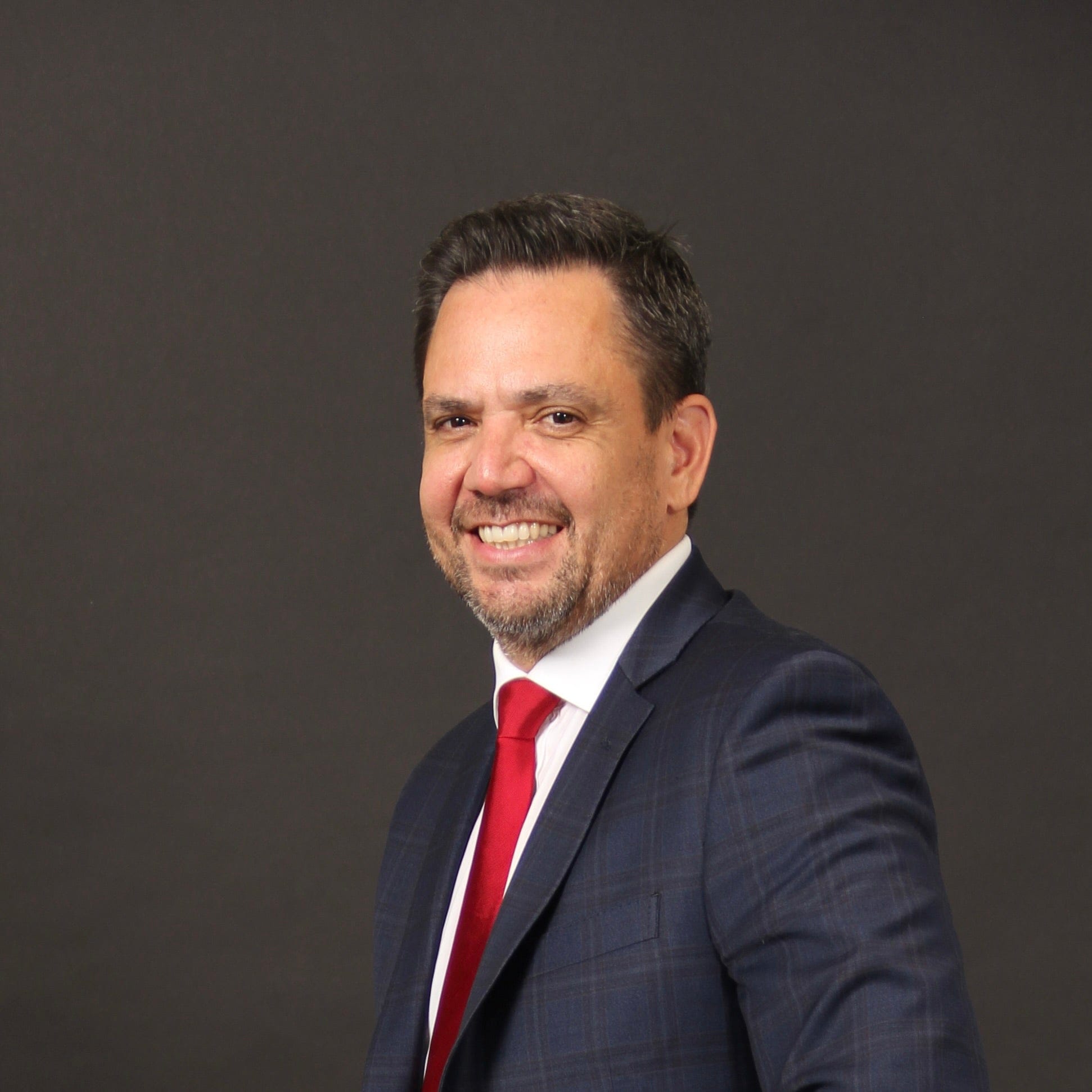 Oscar Robles